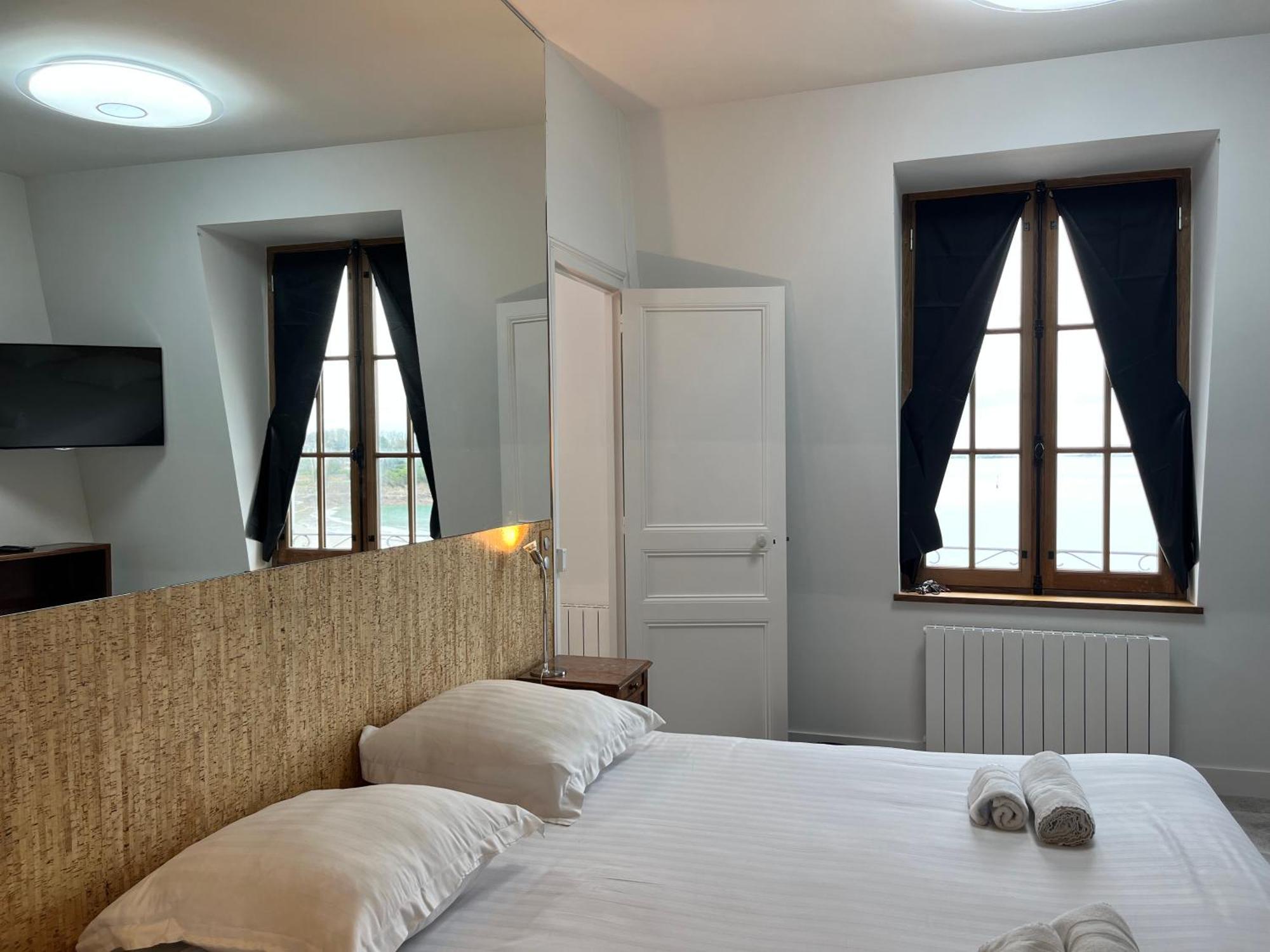 Le Royal XIX Vue Mer 212 Dinard Exterior foto
